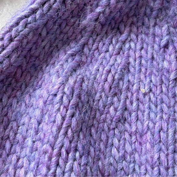 Chunky Hand Knit Tassel Winter Beanie Hat - Picture 12 of 12